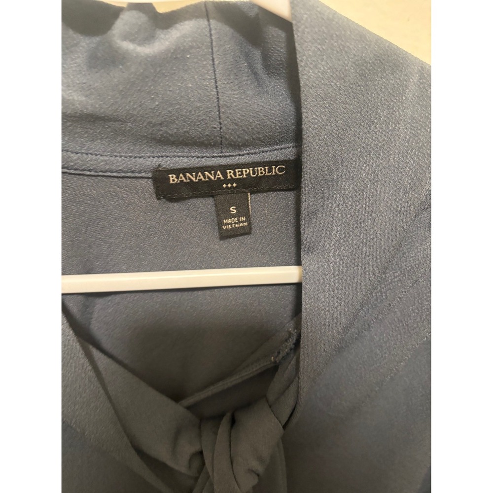 Banana Republic Slate Blue Tie Neck Long Sleeve Blouse Small - Picture 2 of 4